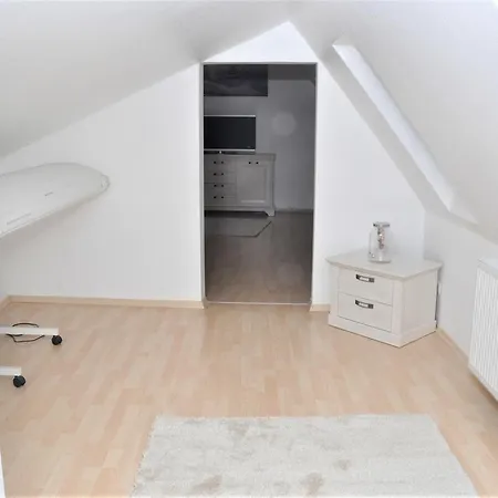 200m² In Walldorf - Sap דירה וולדורף
