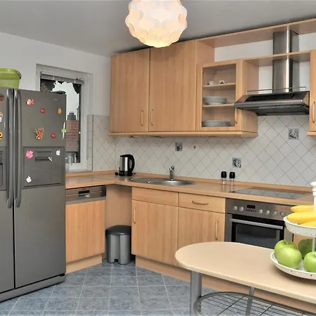 200m² In Walldorf - Sap דירה וולדורף