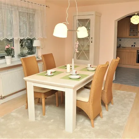 200m² In Walldorf - Sap דירה וולדורף
